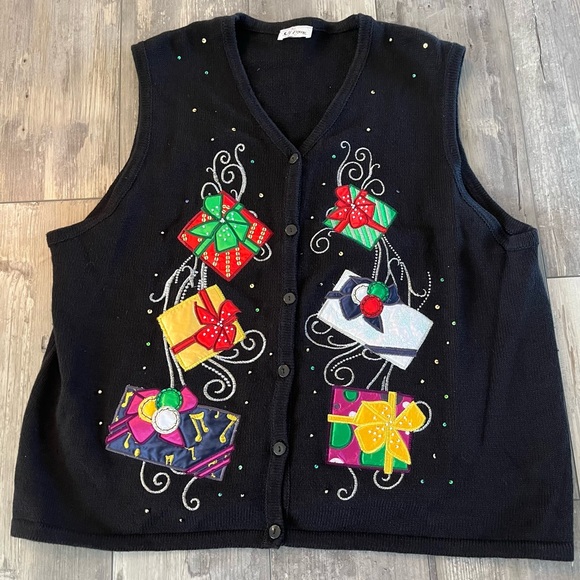 Self Esteem Sweaters - Vintage Women’s Christmas Sweater Vest